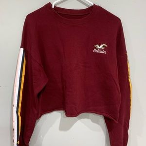 cropped hollister crewneck